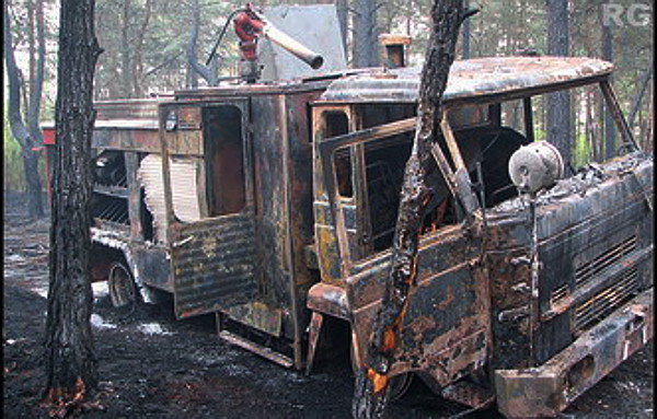 - Za udział gaszenia pożaru w Kuźni Raciborskiej czterech strażaków akcji otrzymało złote medale „ Za Zasługi dla Pożarnictwa” – opowiada Adam Haładus