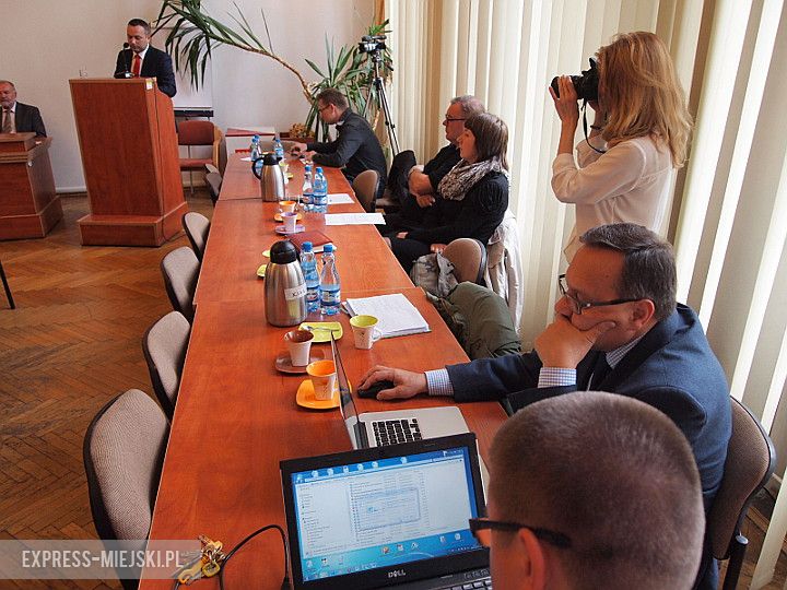 Majowa sesja powiatu