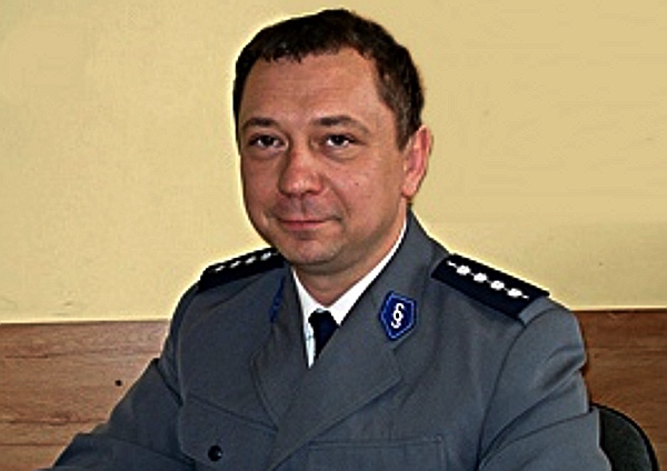 Paweł Rosenbeiger pracę w policji rozpoczął w 1996 roku. Od niedawna jest nowym szefem posterunku w Kostomłotach