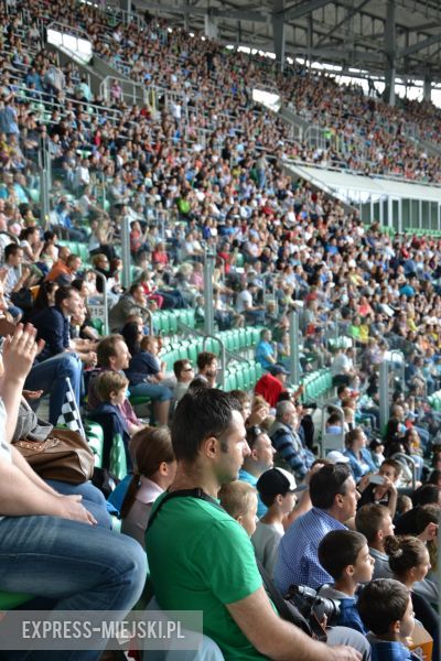 Monster Trucki na stadionie miejskim we Wrocławiu.