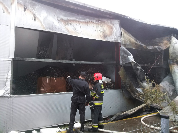 Pożar gaszono przez ponad 3 godziny