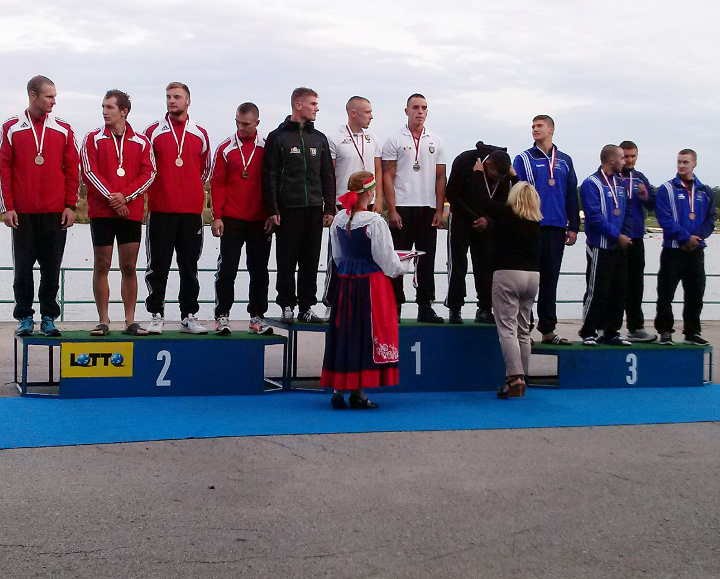 Kajakarze porzywieźli z Mińska 19 medali