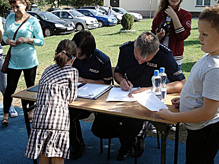 Policja w Szczepanowie