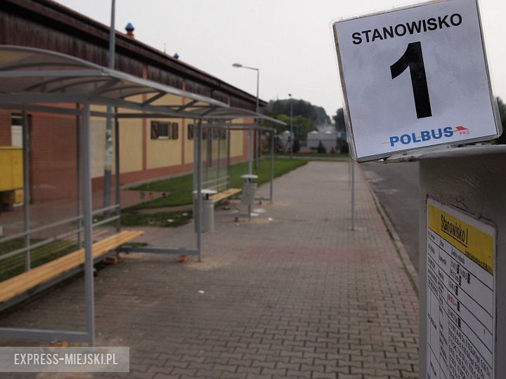 Nowe wiaty na dworcu 