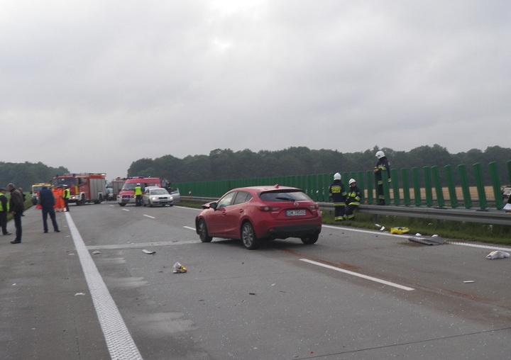 Wypadek na autostradzie. Na miejscu zginął kierowca