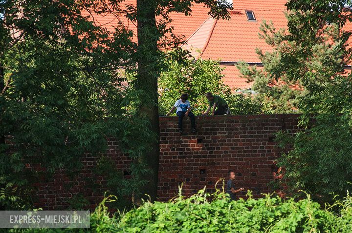 Ulica Basztowa i spalona baszta