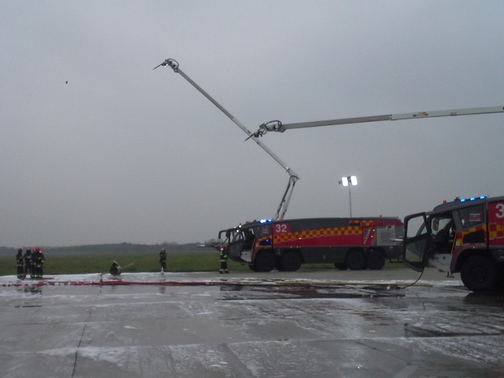 Ćwiczenia na wrocławskim lotnisku