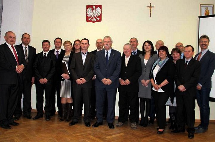 Radni gminy Kostomłoty