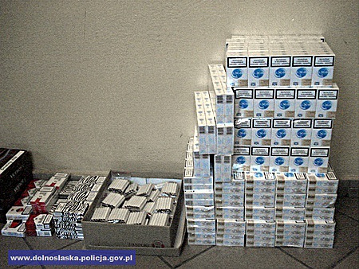 Znalezione papierosy i tytoń