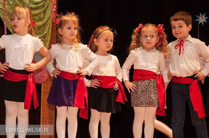 Przedszkolaki zatańczyły dla Babć i Dziadków