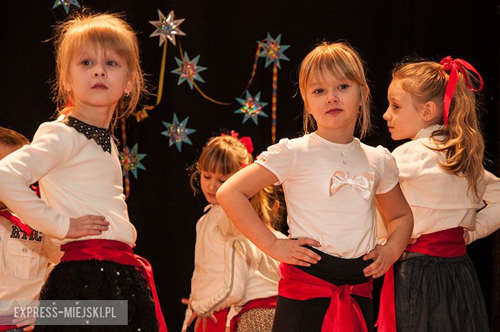 Przedszkolaki zatańczyły dla Babć i Dziadków