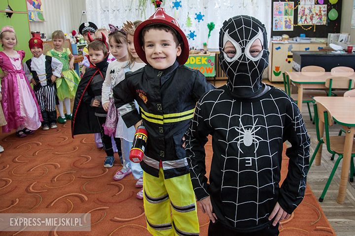 Bal karnawałowy w przedszkolu