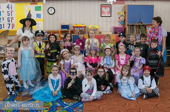 Bal karnawałowy w przedszkolu