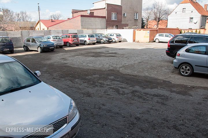 Podwórze przy ulicy Wrocławskiej 11 i 11A