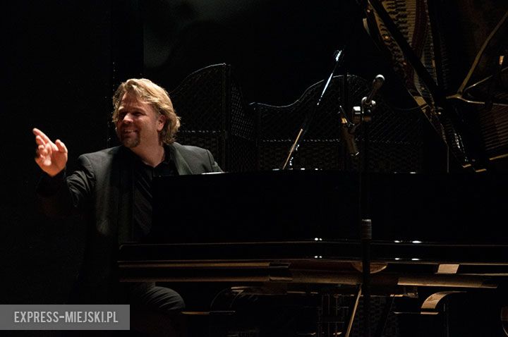 Silvan Zingg na deskach średzkiego domu kultury