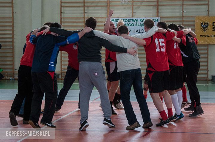 Turniej samorządowców Dolnego Śląska w halowej piłce nożnej