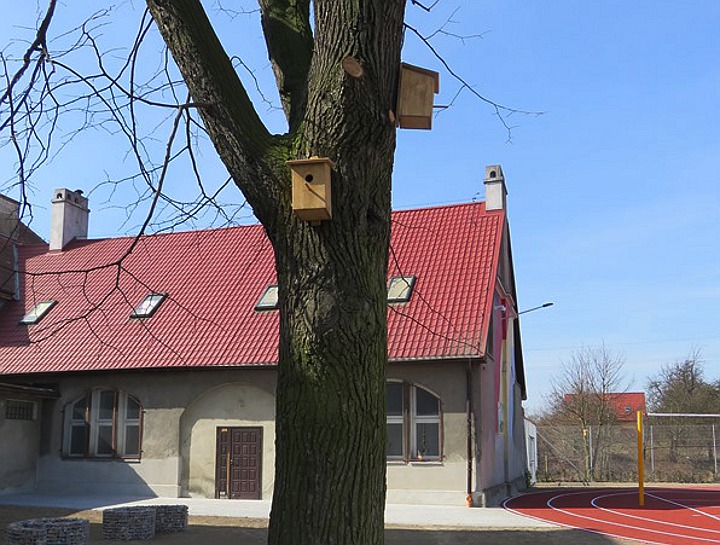 Budowę boisk zakończono w marcu