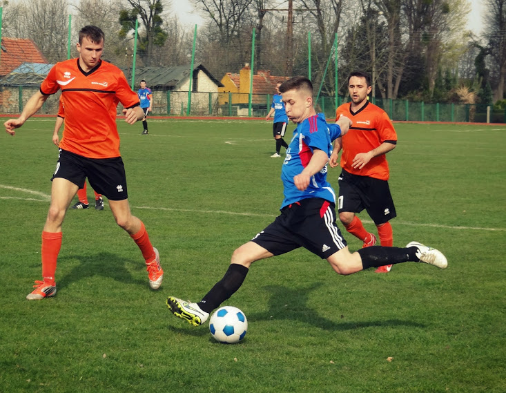 Polonia, choć przegrywała już po pierwszych kilku minutach 0:2 to zdołała doprowadzić do remisu