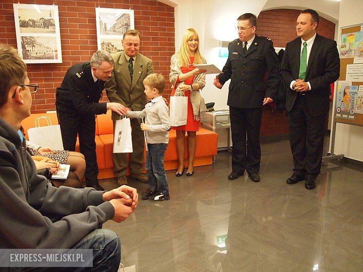 Rozstrzygnięcie konkursu w czytelni 