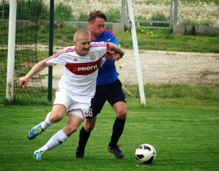 Polonia Środa Śląska na kolanach