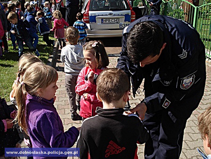 Wizyta mundurowych w przedszkolu