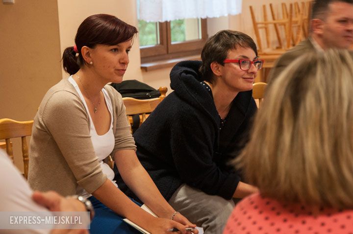 Spotkanie w sprawie reaktywacji szkoły podstawowej w Dębicach