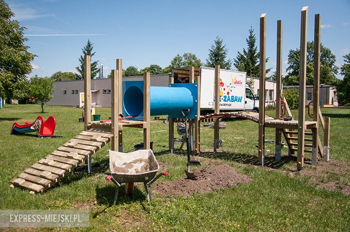 Doposażyli plac zabaw w średzkim przedszkolu