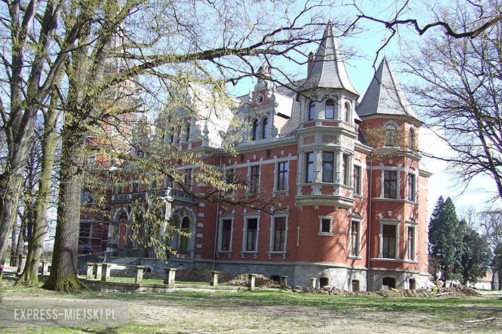 Kompleks pałacowy w Kwietnie