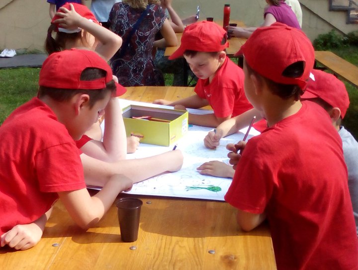 Zlot zuchów i harcerzy