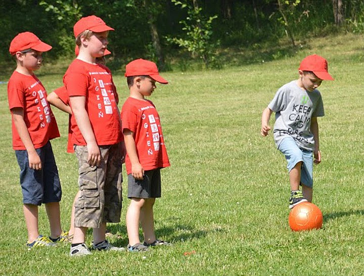 Zlot zuchów i harcerzy