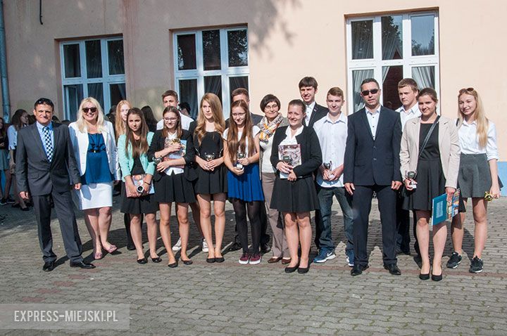 Apel kończący rok szkolny 2014/2015