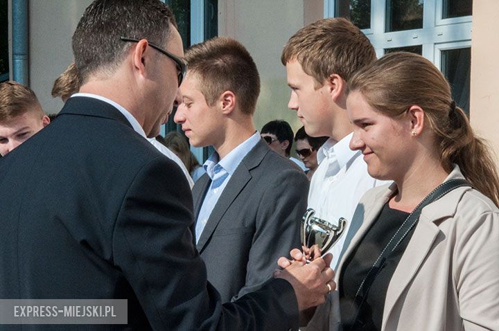 Apel kończący rok szkolny 2014/2015