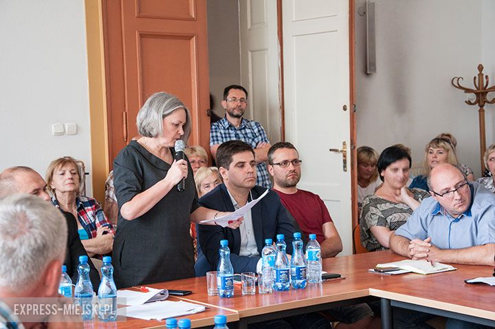 Specjalna sesja rady powiatu