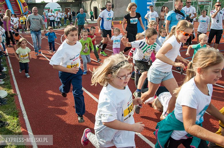 W dniu otwarcia ścieżki biegowej w Malczycach. 

Nie ma Cię na zdjęciach? Napisz do nas (kontakt@em24.pl) i podaj swój numer startowy! 
