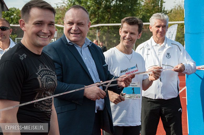 W dniu otwarcia ścieżki biegowej w Malczycach. 

Nie ma Cię na zdjęciach? Napisz do nas (kontakt@em24.pl) i podaj swój numer startowy! 