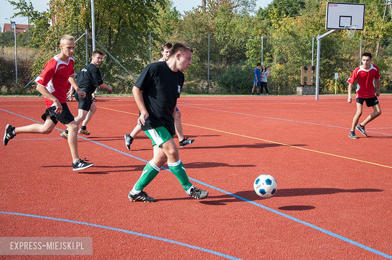 W dniu otwarcia ścieżki biegowej w Malczycach. 

Nie ma Cię na zdjęciach? Napisz do nas (kontakt@em24.pl) i podaj swój numer startowy! 