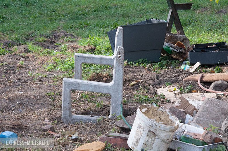 Na ulicy Lipowej powstaje boisko