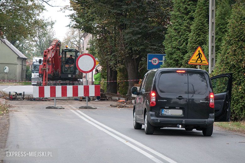 Zawalił się mostek. Droga będzie przejezdna dopiero przed Wszystkimi Świętymi