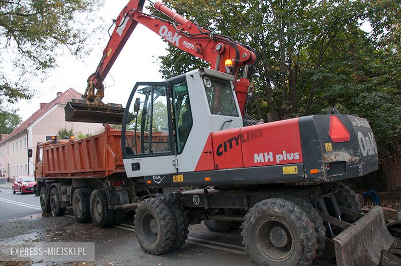 Zawalił się mostek. Droga będzie przejezdna dopiero przed Wszystkimi Świętymi