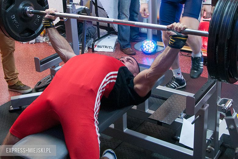 Otwarte Mistrzostwa Powiatu Średzkiego Mężczyzn w Wyciskaniu Sztangi Leżąc