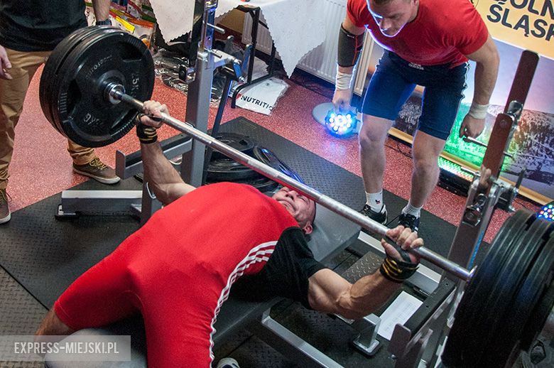 Otwarte Mistrzostwa Powiatu Średzkiego Mężczyzn w Wyciskaniu Sztangi Leżąc