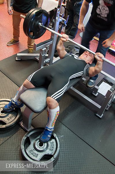Otwarte Mistrzostwa Powiatu Średzkiego Mężczyzn w Wyciskaniu Sztangi Leżąc