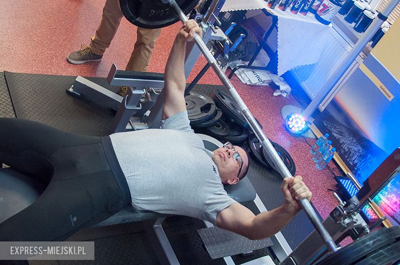 Otwarte Mistrzostwa Powiatu Średzkiego Mężczyzn w Wyciskaniu Sztangi Leżąc