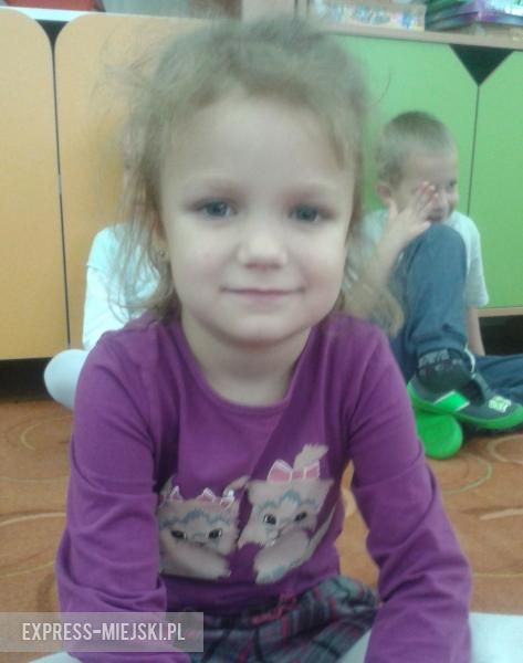 Kinga: Ja lubię jeść kotleciki, ziemniaczki, gruszki i lubię frytki. Lubię ogórka i mandarynkę, bo są zdrowe. Lubię wszystkie słodycze, cukierki i czekolady