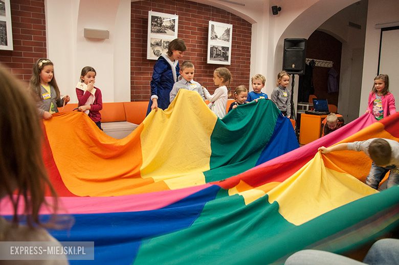 Mikołaj w średzkiej bibliotece