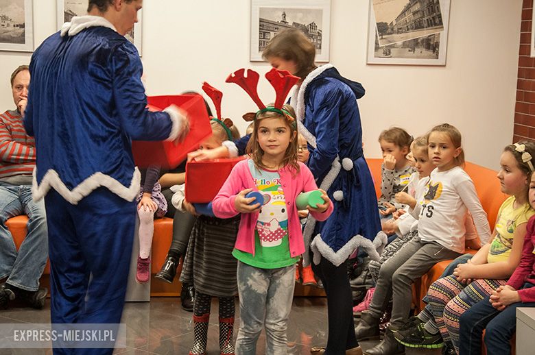 Mikołaj w średzkiej bibliotece