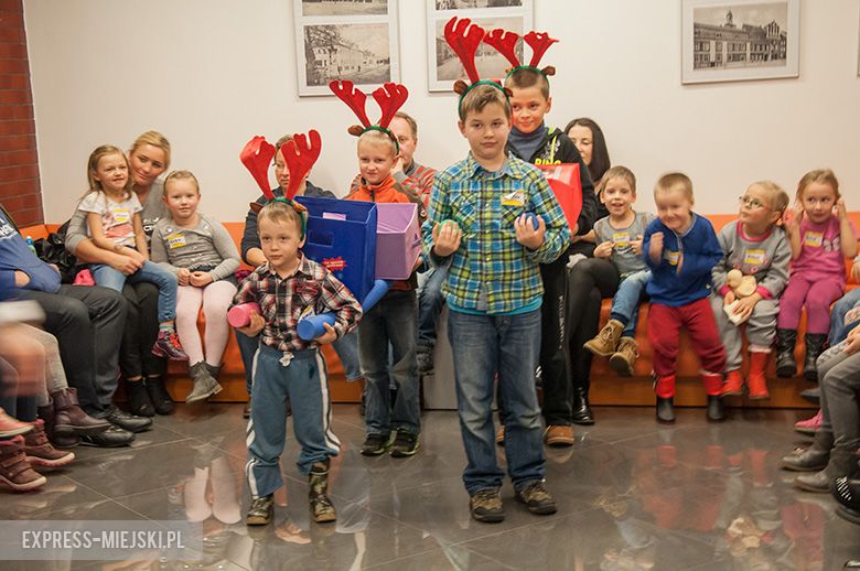 Mikołaj w średzkiej bibliotece