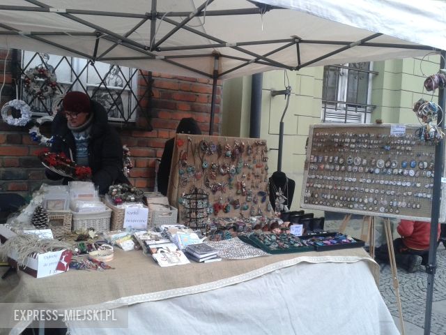 Trwa kiermasz bożonarodzeniowy