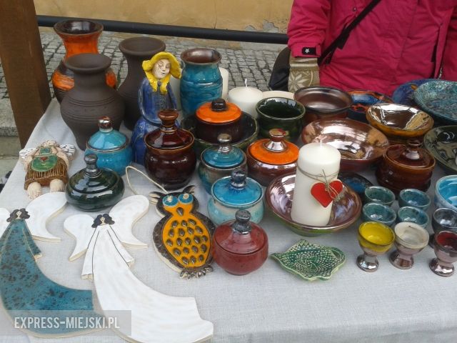 Trwa kiermasz bożonarodzeniowy