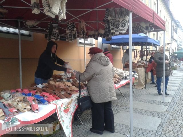 Trwa kiermasz bożonarodzeniowy